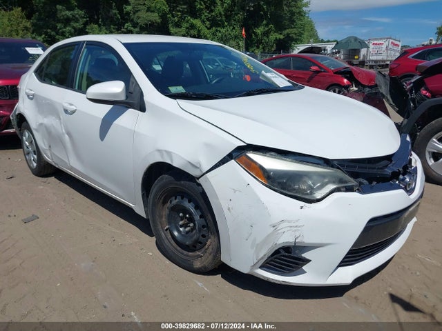 Toyota COROLLA LE 2015 2T1BURHE6FC470694 main image