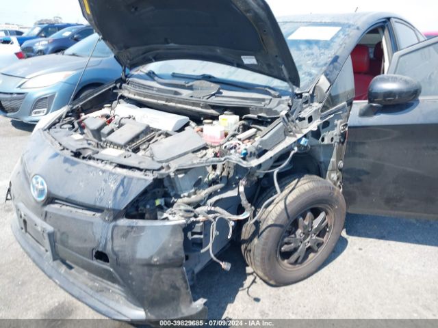 JTDKN3DU9E1764889 Toyota Prius Two