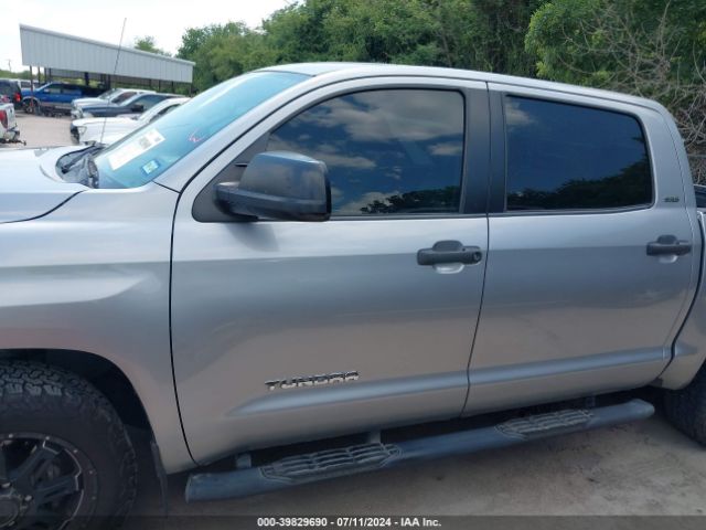 5TFEM5F18EX076460 Toyota Tundra Sr5 4.6l V8