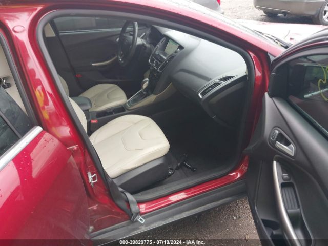 1FADP3N2XHL280129 Ford Focus Titanium