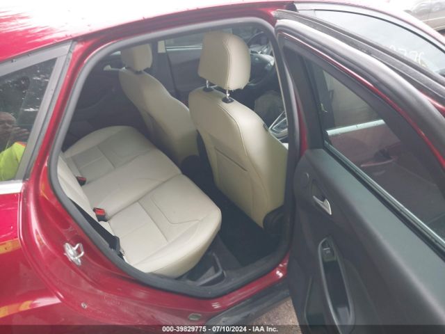 1FADP3N2XHL280129 Ford Focus Titanium
