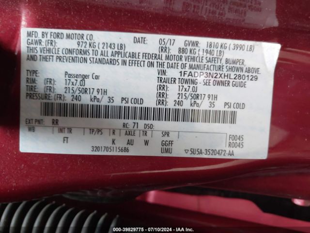 1FADP3N2XHL280129 Ford Focus Titanium