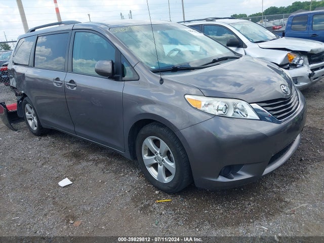 Toyota Sienna Le V6 8 Passenger 2014 5TDKK3DC6ES521012 главное изображение