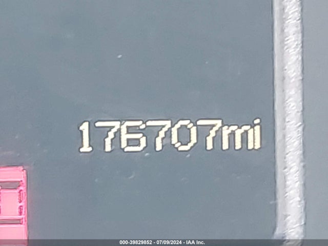 1C6RR7FG4JS331834 RAM 1500 Tradesman Quad Cab 4x4 6'4 Box