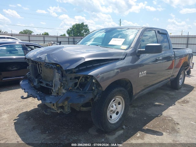 1C6RR7FG4JS331834 RAM 1500 Tradesman Quad Cab 4x4 6'4 Box
