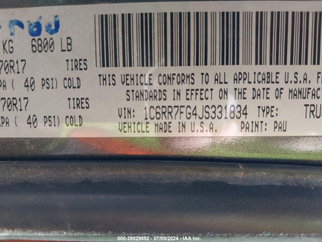 1C6RR7FG4JS331834 RAM 1500 Tradesman Quad Cab 4x4 6'4 Box