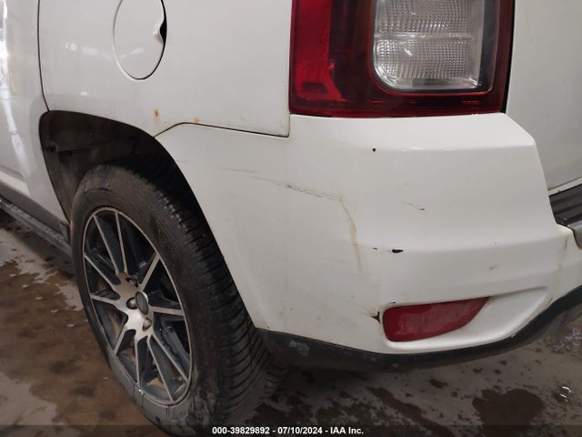 1C4NJCCB4ED798360 Jeep Compass Limited
