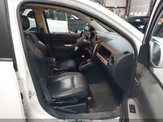 1C4NJCCB4ED798360 Jeep Compass Limited