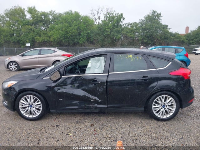 Ford Focus Titanium 2015 1FADP3N24FL377176 Image 14