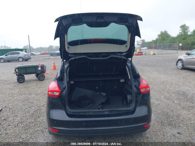 Ford Focus Titanium 2015 1FADP3N24FL377176 Image 16