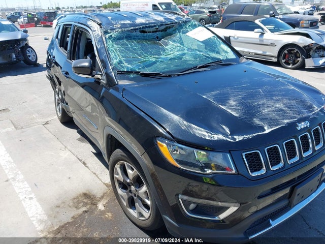 3C4NJCCB4KT667208 Jeep Compass Limited Fwd