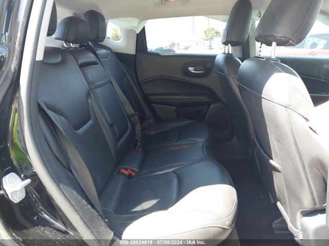 3C4NJCCB4KT667208 Jeep Compass Limited Fwd