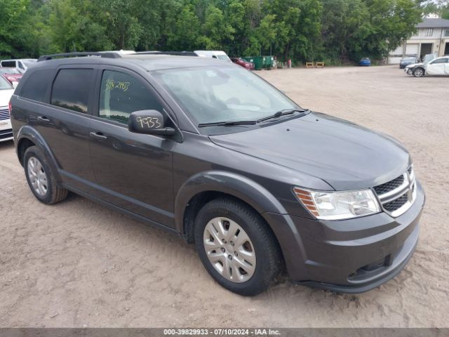 2018 3C4PDCAB0JT518425 main image
