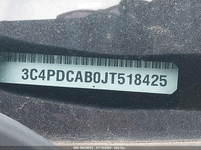 Dodge JOURNEY SE 2018 3C4PDCAB0JT518425 Image 9