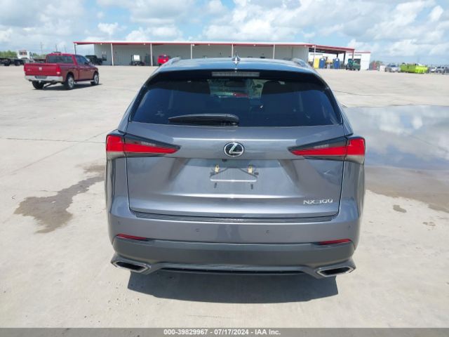 JTJYARBZ2J2102161 Lexus NX 300