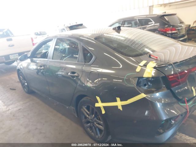 3KPF34AD2ME364766 KIA Forte Gt-line