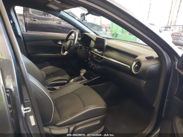 3KPF34AD2ME364766 KIA Forte Gt-line