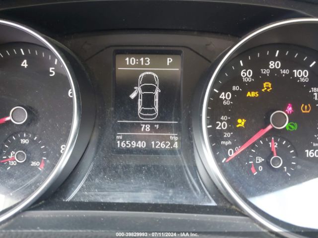 1VWDT7A39HC019762 Volkswagen Passat 1.8t R-line