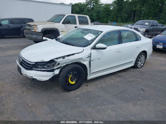 1VWDT7A39HC019762 Volkswagen Passat 1.8t R-line