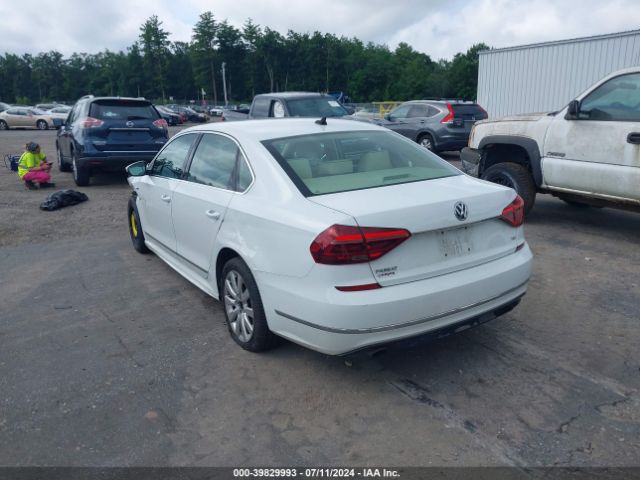 1VWDT7A39HC019762 Volkswagen Passat 1.8t R-line