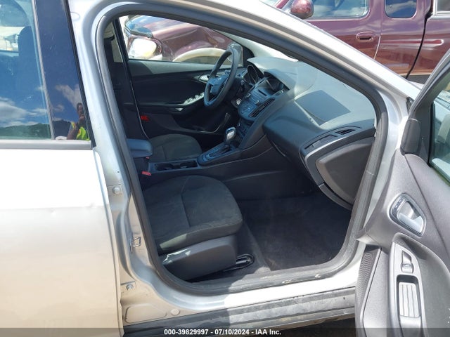 Ford FOCUS SE 2015 1FADP3F22FL260422 Image 5