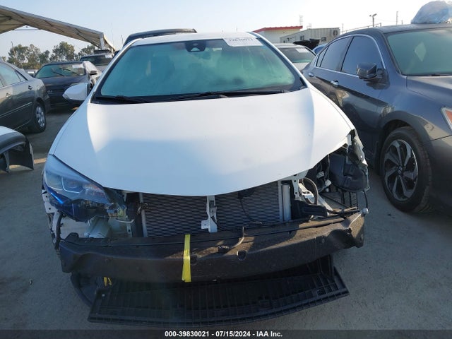 Toyota COROLLA SE 2018 5YFBURHE4JP783395 Image 13