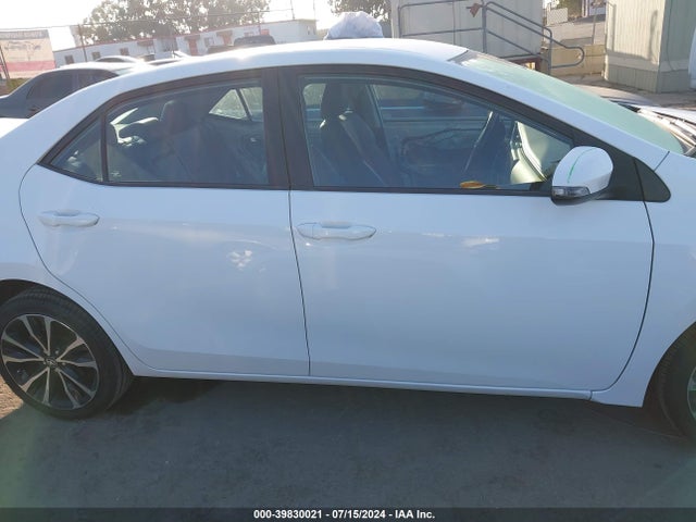 Toyota COROLLA SE 2018 5YFBURHE4JP783395 Image 14