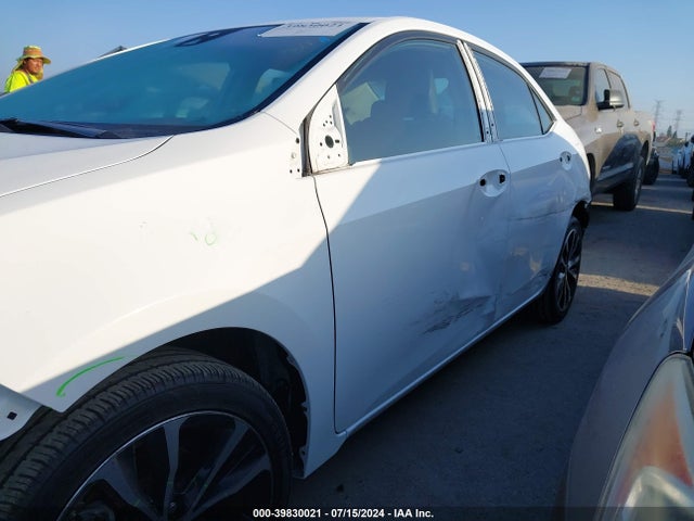 Toyota COROLLA SE 2018 5YFBURHE4JP783395 Image 6