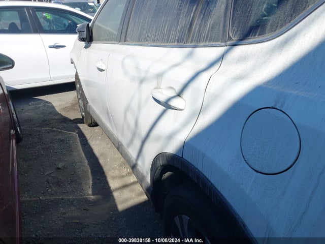 Toyota RAV4 LE 2016 JTMZFREV4GJ085461 Image 15