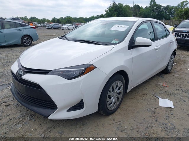 Toyota COROLLA LE 2019 2T1BURHE8KC167992 Image 2
