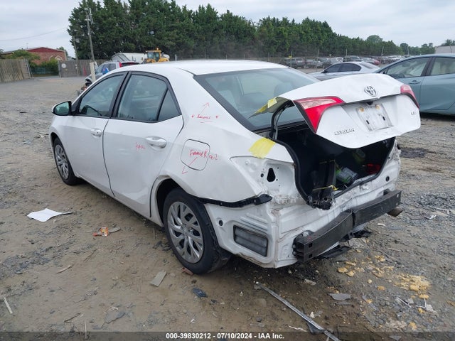 Toyota COROLLA LE 2019 2T1BURHE8KC167992 Image 3