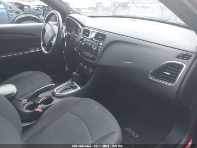 1C3CCBAB7EN141176 Chrysler 200 LX