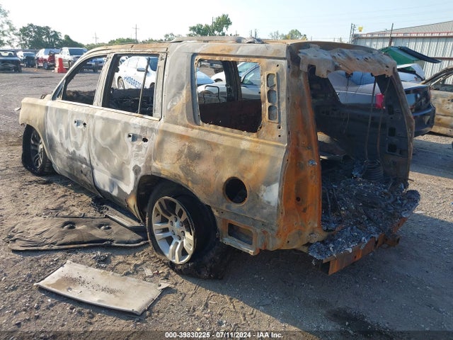 Chevrolet Tahoe Lt 2018 1GNSKBKC0JR144481 Image 3