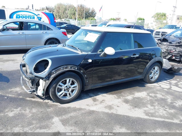 2013 MINI HARDTOP WMWSU3C56DT547491 Photo 1