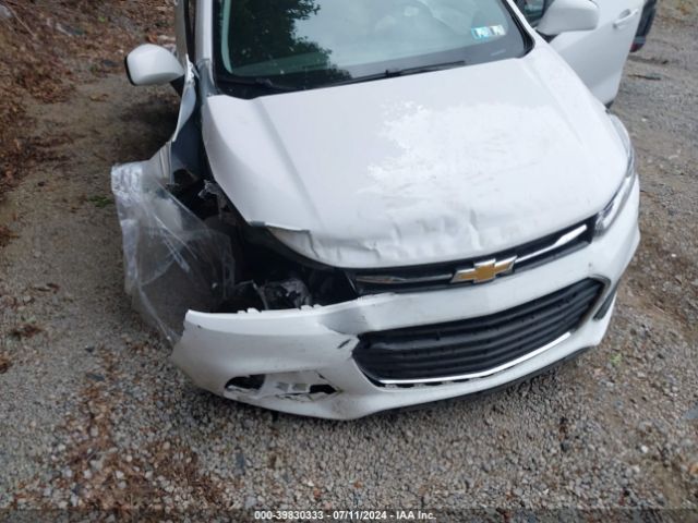 3GNCJNSB7JL372968 Chevrolet TRAX LS