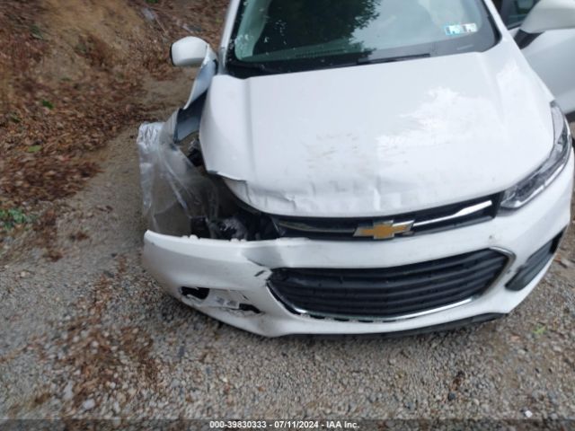 3GNCJNSB7JL372968 Chevrolet TRAX LS