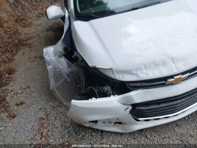 3GNCJNSB7JL372968 Chevrolet TRAX LS