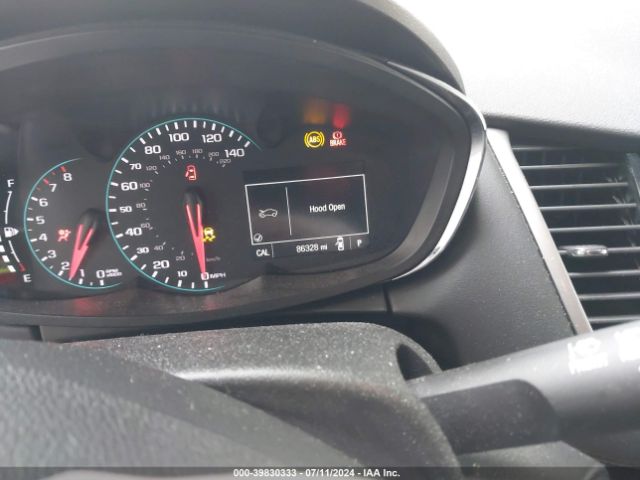 3GNCJNSB7JL372968 Chevrolet TRAX LS