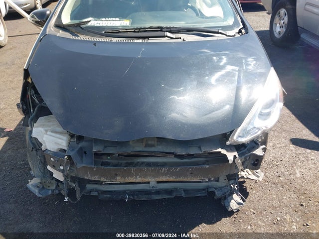 Toyota Prius C Four 2017 JTDKDTB39H1592669 Image 12