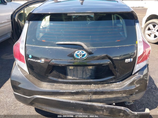 Toyota Prius C Four 2017 JTDKDTB39H1592669 Image 16