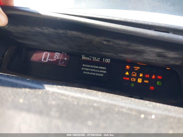 Toyota Prius C Four 2017 JTDKDTB39H1592669 Image 7