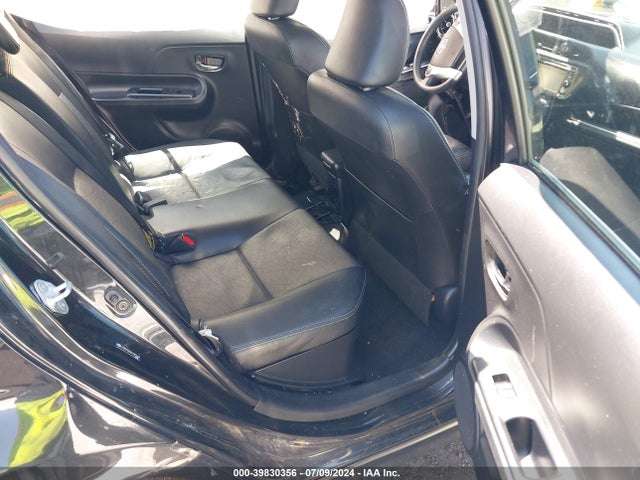 Toyota Prius C Four 2017 JTDKDTB39H1592669 Image 8