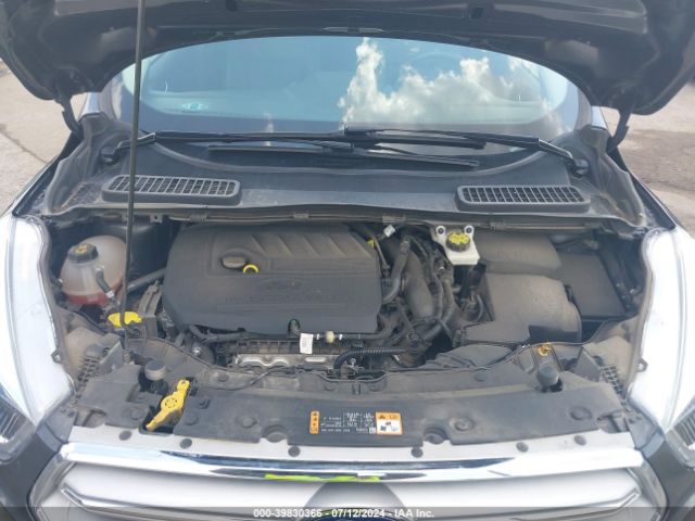 1FMCU9HD6JUD38120 Ford ESCAPE SEL