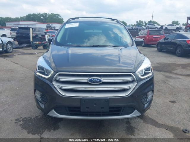 1FMCU9HD6JUD38120 Ford ESCAPE SEL