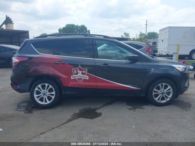 1FMCU9HD6JUD38120 Ford ESCAPE SEL