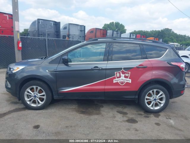 1FMCU9HD6JUD38120 Ford ESCAPE SEL