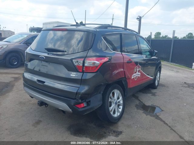 1FMCU9HD6JUD38120 Ford ESCAPE SEL