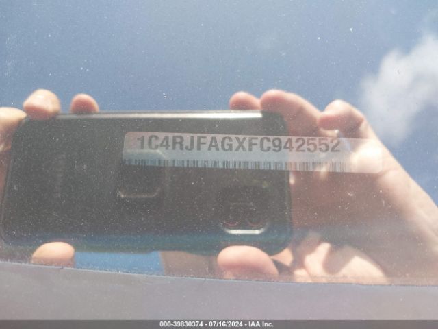 1C4RJFAGXFC942552 Jeep Grand Cherokee Altitude