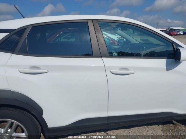 KM8K12AAXKU287962 Hyundai Kona Se
