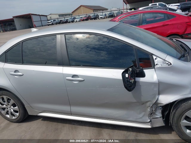 Toyota COROLLA LE 2022 5YFEPMAE7NP347003 Image 13